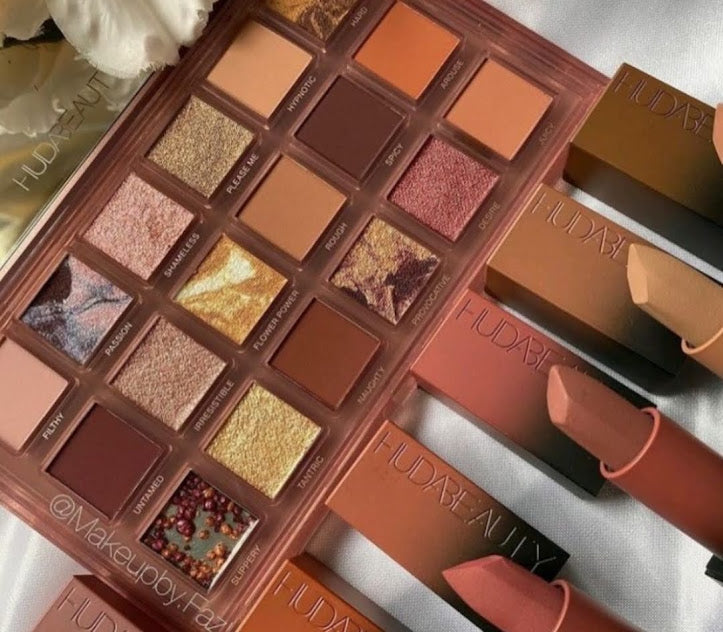 Huda Beauty - Naughty Eyekit & 1 x  Lipstick